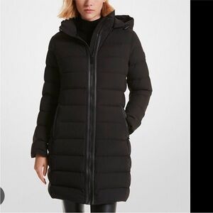 Michael Kors Ultra lightweight down fill packable jacket.